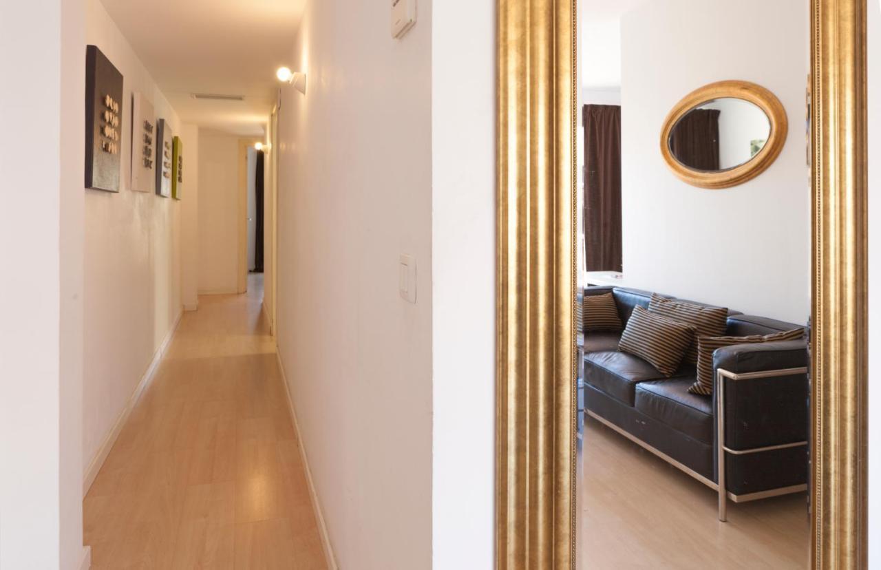 Plaza Catalunya City Center Apartments Barcelona Exterior photo