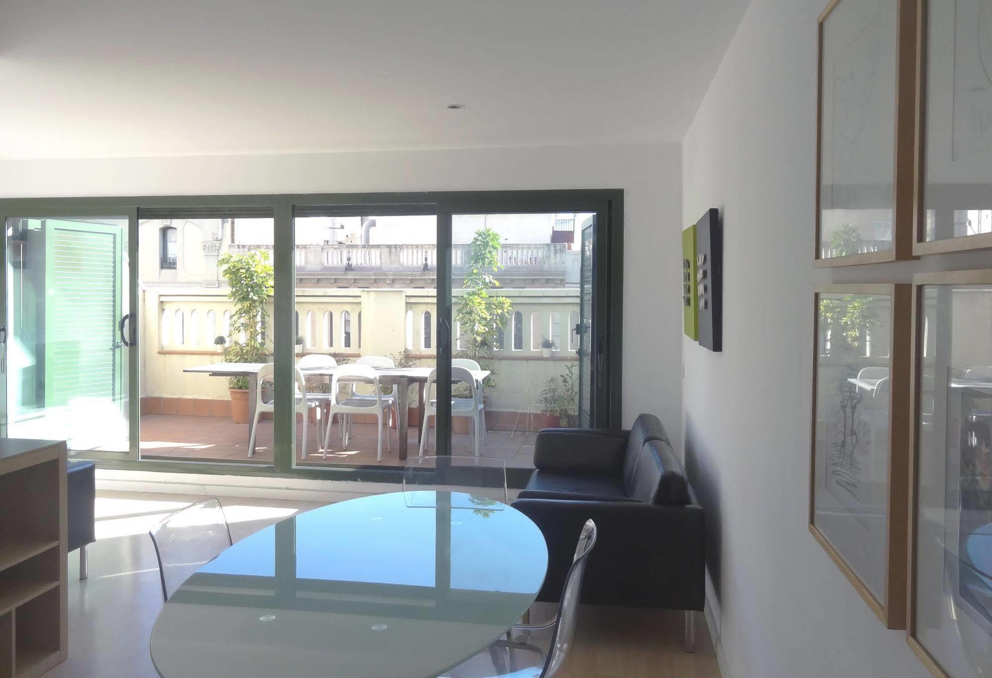 Plaza Catalunya City Center Apartments Barcelona Exterior photo